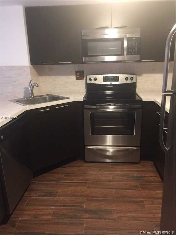 Photo - 10040 SW 77th Ct