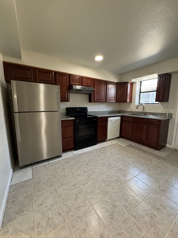 Building Photo - 2949 W Mexico Ave Rental