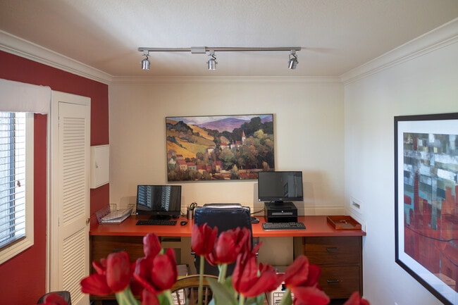 Sunset Ridge Apartments