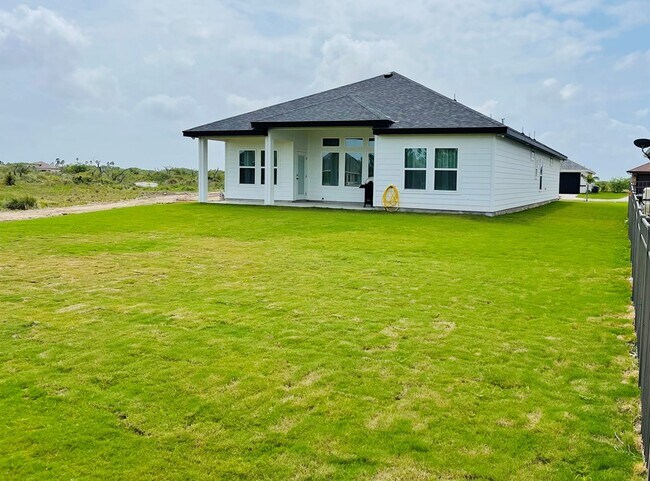 Photo - 113 Torrey Pines Dr