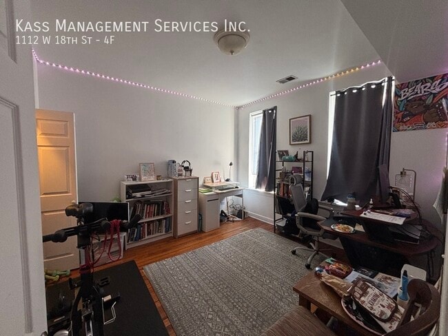 Photo - 1112 W 18th St Unit 4F