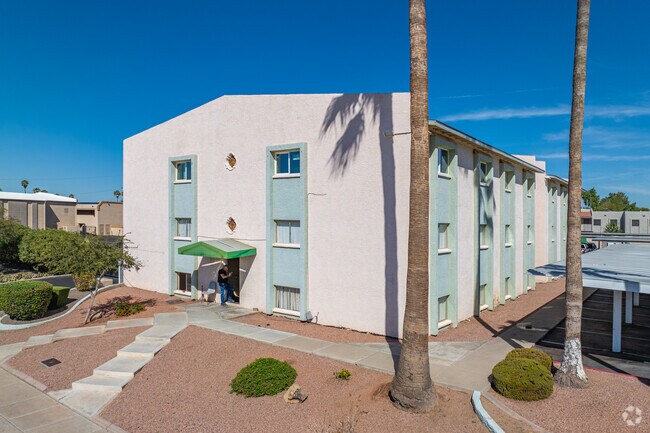 Photo - Thunderbird Terrace