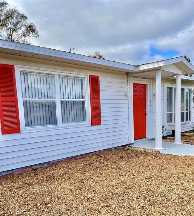 Photo - 828 S Tuttle Ave