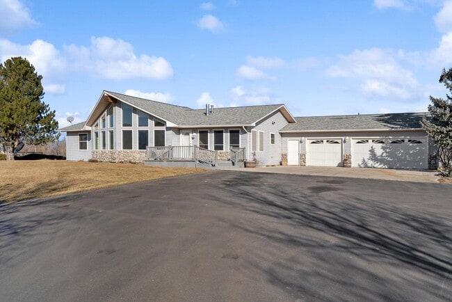 Photo - 5080 Old Bitterroot Rd