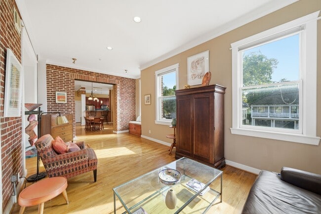 Photo - 215 W Norma St Unit 202