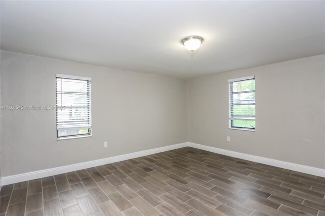 Photo - 1041 NW 136th St