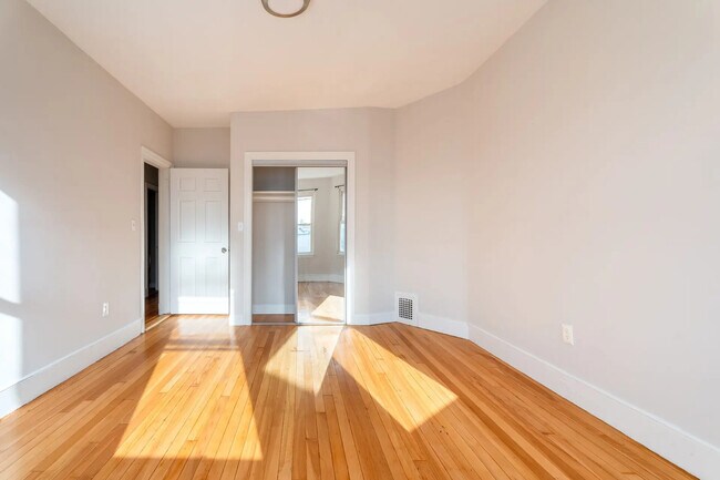 Photo - 29 Edison Grn Unidad 3T