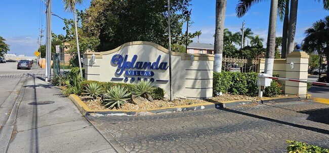 Photo - 801 NW 47th Ave Unidad 120w