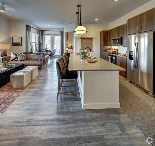 Building Photo - 221 W Lancaster-11071 Unit 11071 Rental