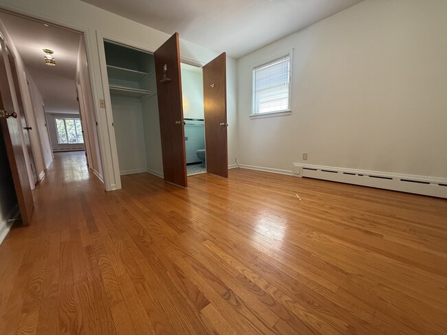 Photo - 164 Terrace Ave