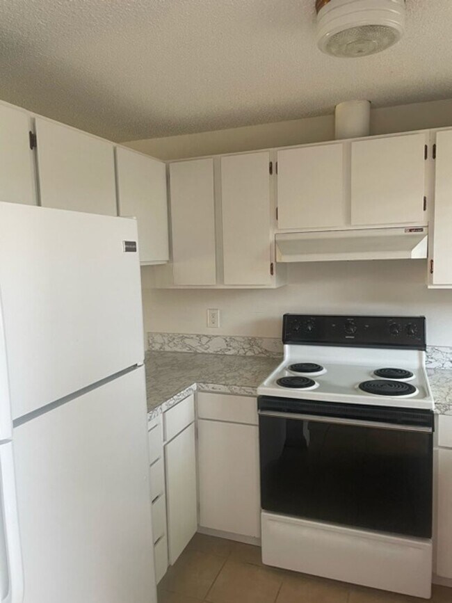5865 Marius Dr