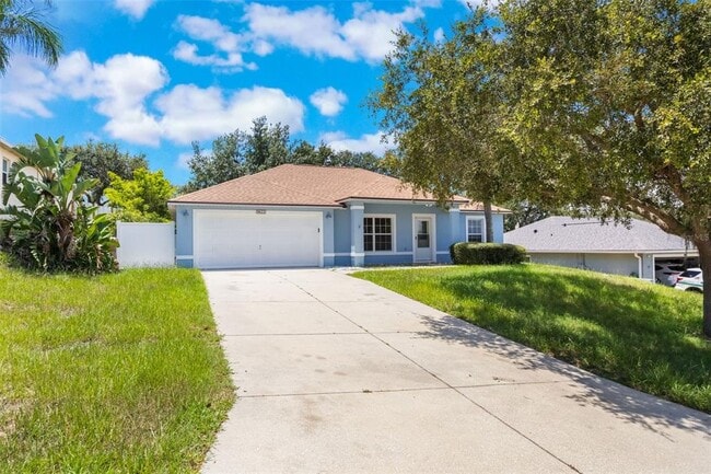 Photo - 9611 Saragossa St