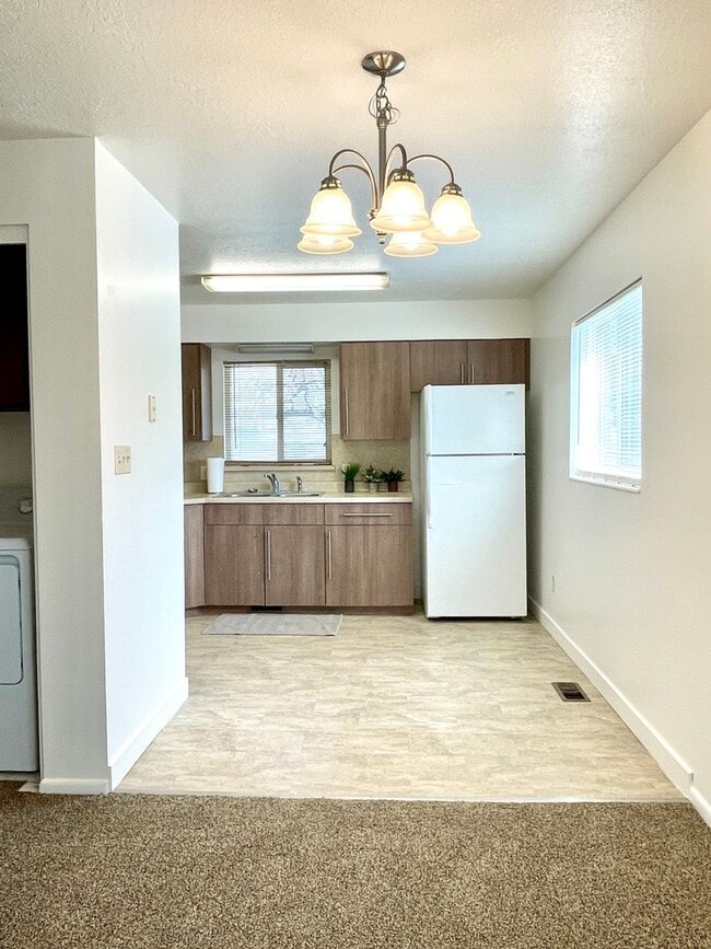 Photo - 54 W 250 N Unit DTJ #2