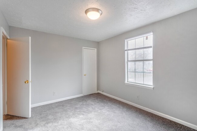 Crestbrook Meadows Townhomes