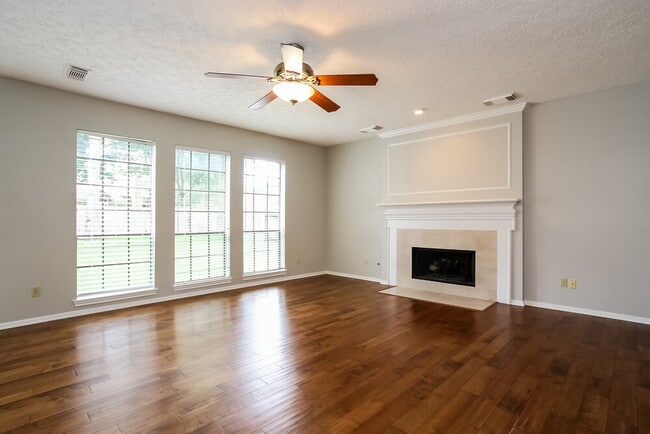 Photo - 5111 Natural Bridge Dr