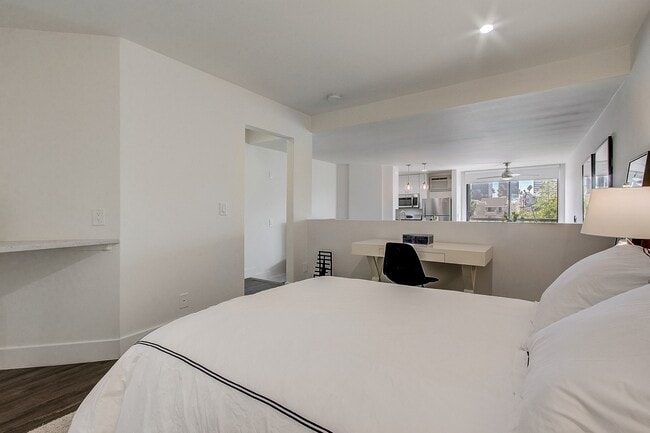 Photo - Kingsley Tower Apartments