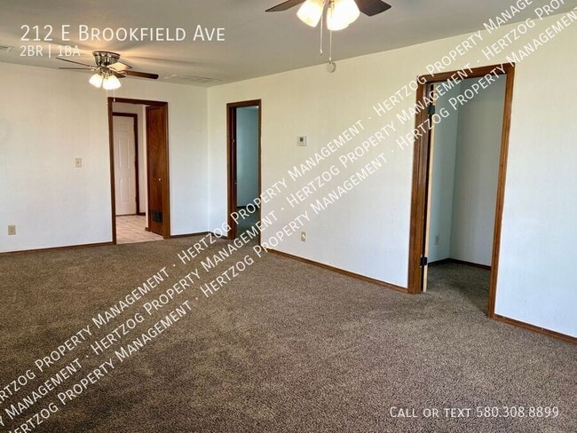 Photo - 212 E Brookfield Ave