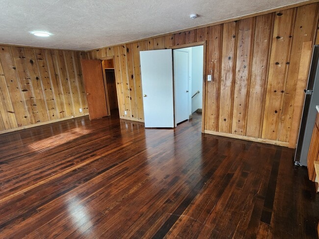 Photo - 1570 Palou Ave