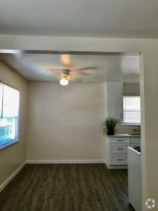 Building Photo - 4961 Kester Ave Unit 3, - Rental