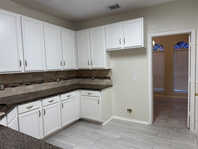 Photo - 12919 Deer Cove Ln
