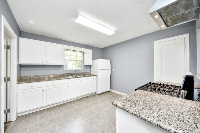 Photo - 113 Obion Rd