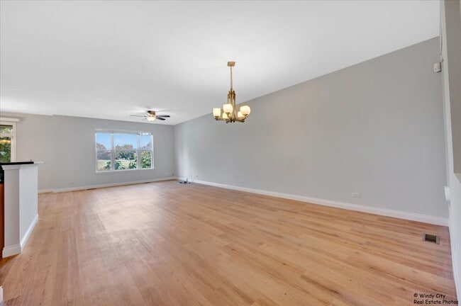 Photo - 1848 Crenshaw Cir