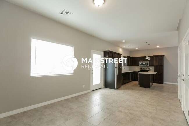 Photo - 3 Bedroom Pet-Friendly Home in Phoenix, AZ...