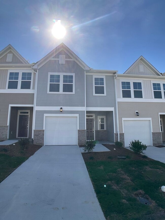 Building Photo - Brand New Townhome in Lawson Townes, Haw R...