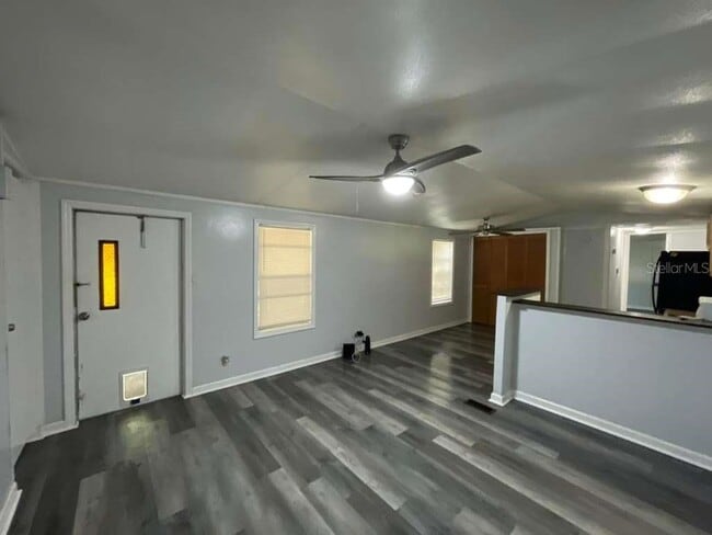 Building Photo - 112 Mohawk Ln