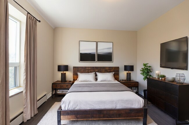 Photo - 99 Church St