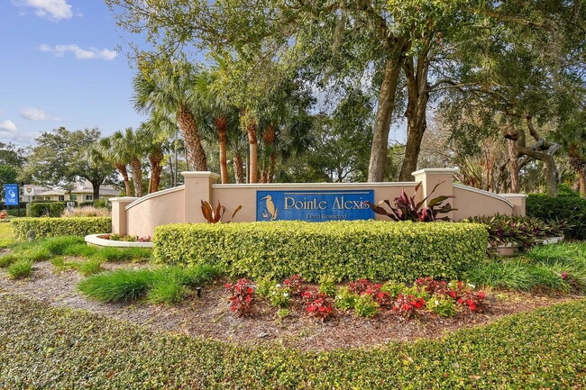 Photo - 1011 S Pointe Alexis Dr