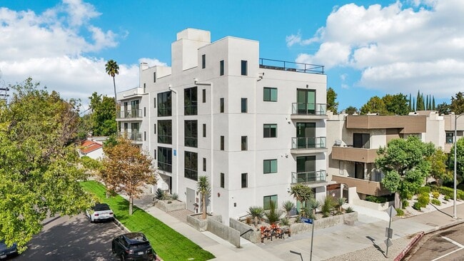 Building Photo - 12905 Landale Street Rental