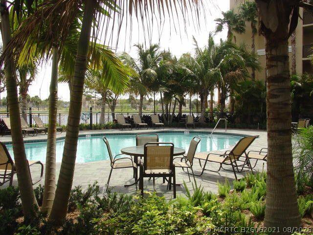 1660 Renaissance Commons Blvd Unidad 2507