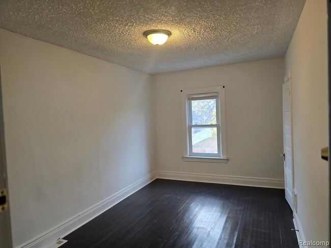 Photo - 569 Melbourne St