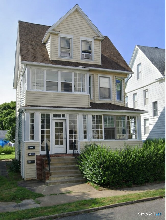 Building Photo - 183 Hawley Ave Unit 1stfl