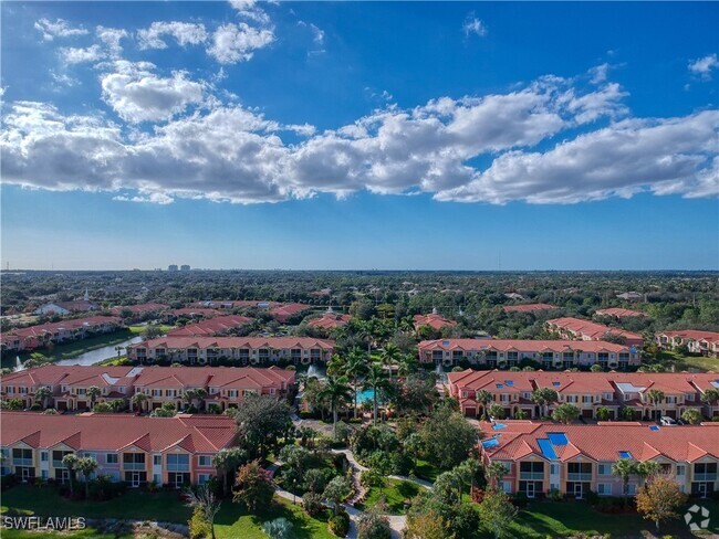 Building Photo - 20221 Estero Gardens Cir Unit 205 Rental