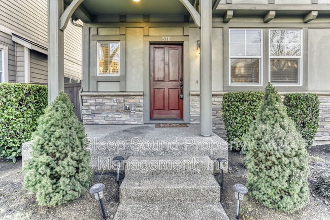 Photo - 570 SW 201st Ave