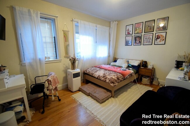 Photo - 54 Egmont St Unit 1