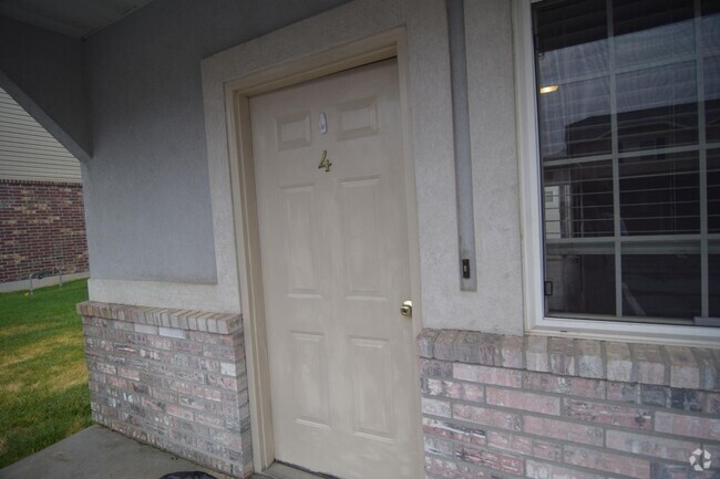 Building Photo - 1391 N 240 W Rental