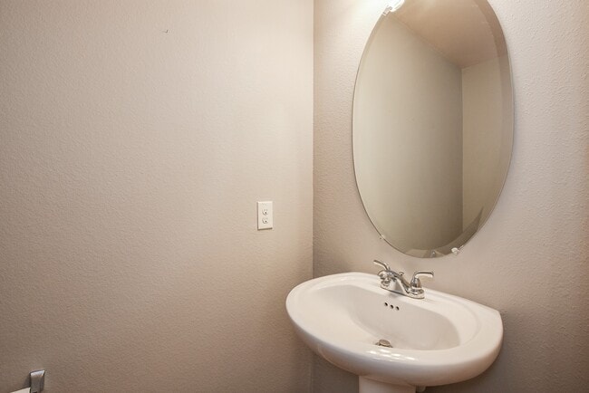 Building Photo - 11511 Ryan Manor Dr