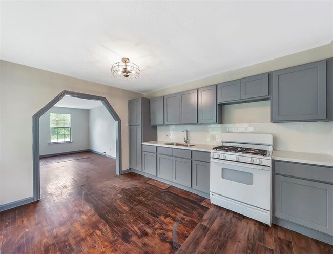 Photo - 4142 Mallow St