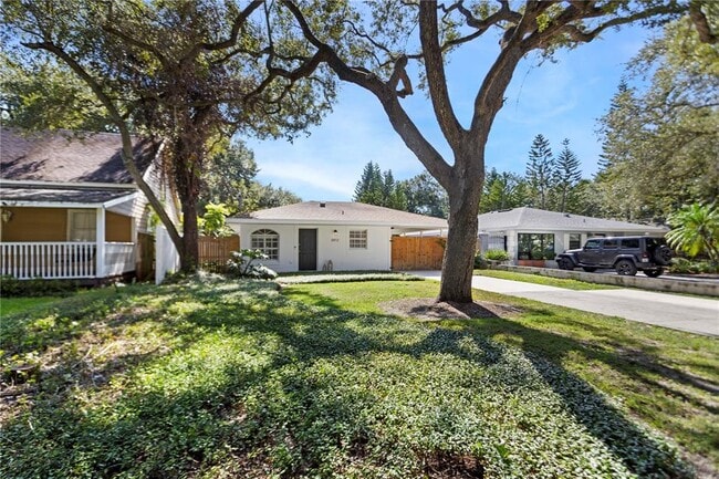 Photo - 5912 S Switzer Ave