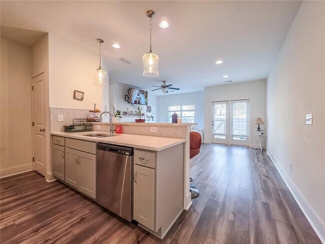 Photo - 5786 Calle Vis Dr