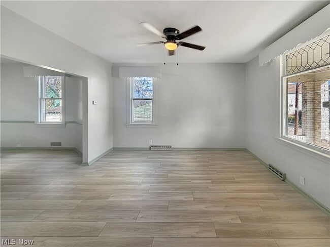 Photo - 1213 Plum St