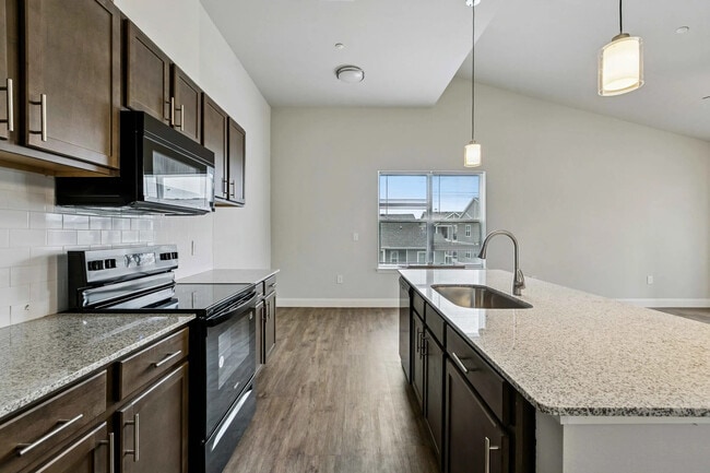 Photo - Sherwood Oaks Apartments Homes