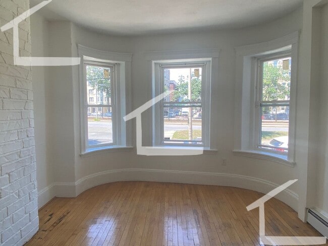 Photo - Unique 'metal-object' in the living room. For you 9/1/26!