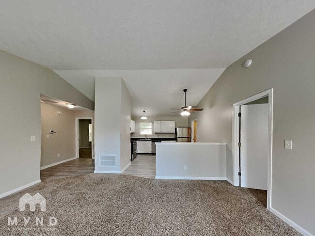 Photo - 447 Ashby Dr