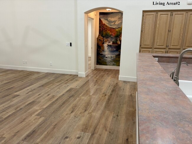 Photo - 461 E Pinto Dr