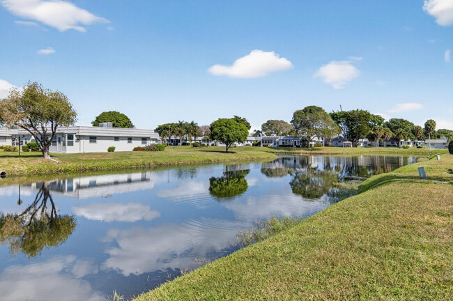 Photo - 118 Monaco Blvd Unit 118