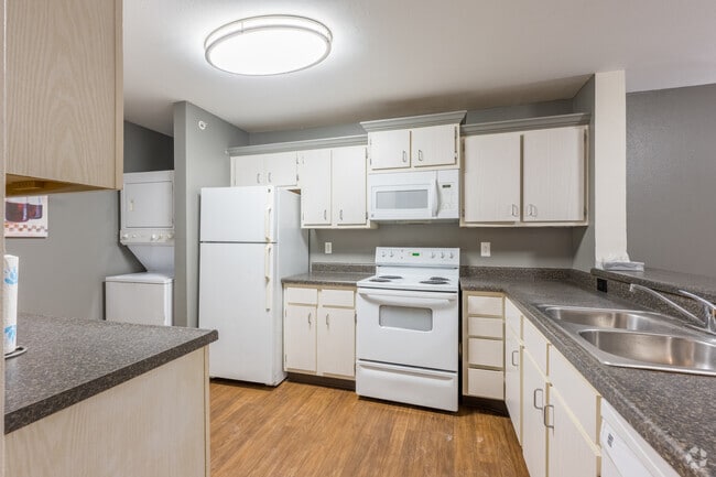 4 habitaciones, 2 baños, 130 metros cuadrados, cocina